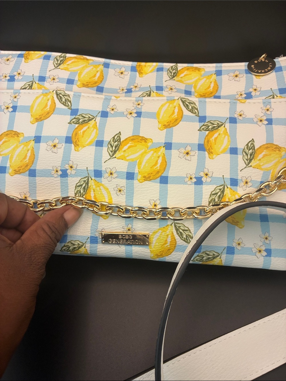 🎉🎉🎉BCBGeneration Light Blue and Yellow Lemon-Print Crossbody Bag - Picture 5 of 9